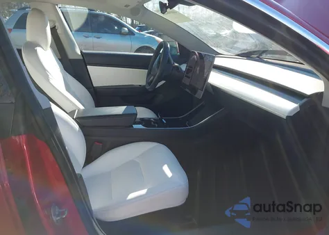 2020 Tesla Model 3 Standard Range Plus Rear-Wheel Drive/Standard Range Rear-Wheel Drive from USA, damaged, VIN 5YJ3E1EA6LF598882